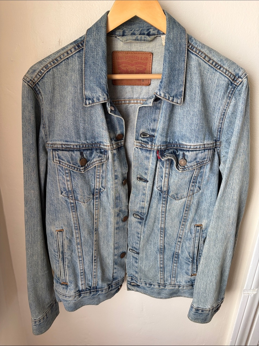 Levi's Light Blue Washed Denim Trucker Jacket